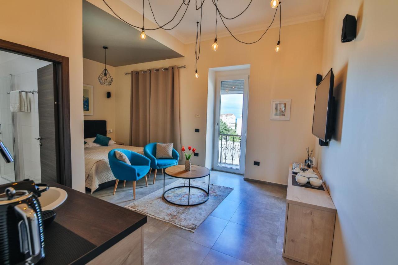 City Harbour Deluxe Suites Zadar Exterior photo