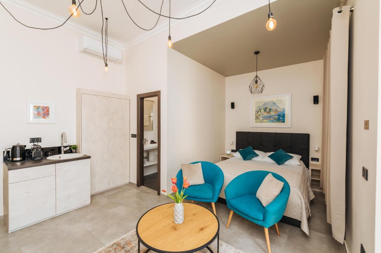 City Harbour Deluxe Suites Zadar Exterior photo