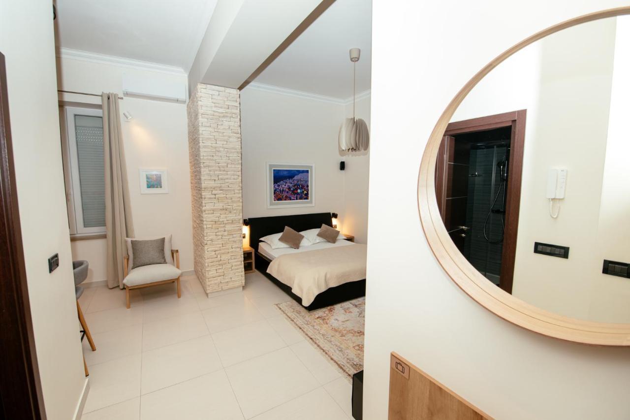 City Harbour Deluxe Suites Zadar Exterior photo
