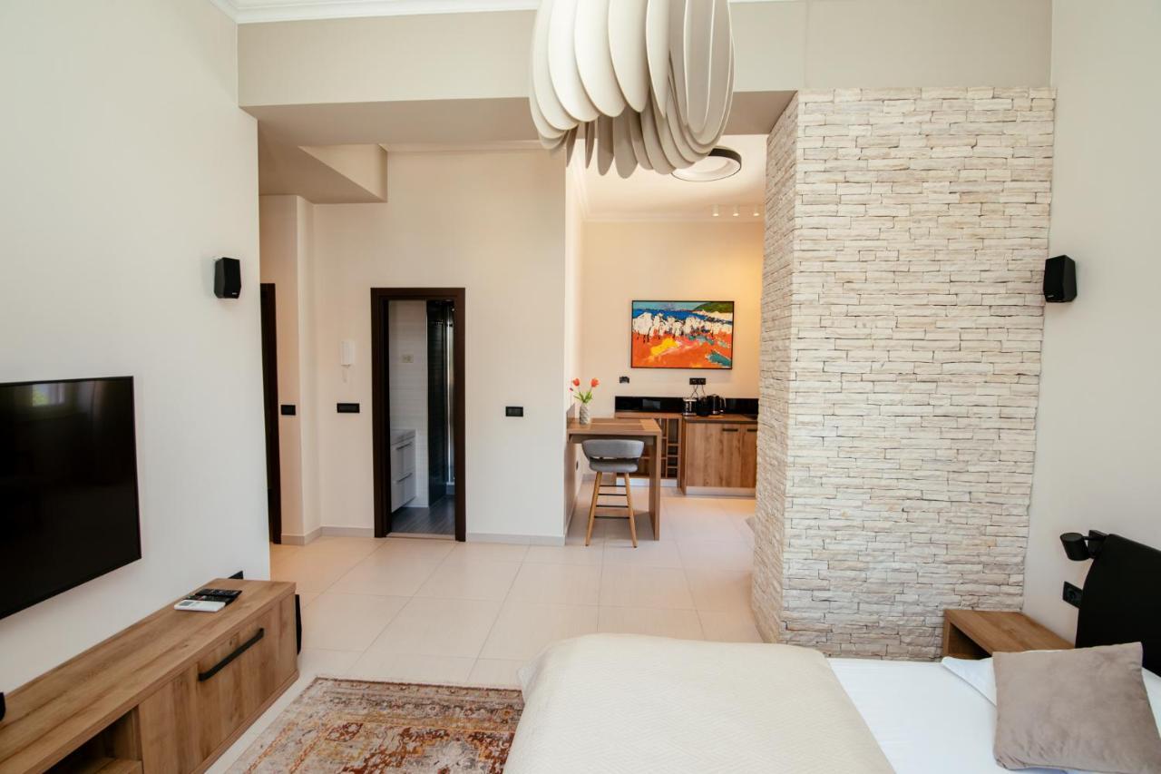 City Harbour Deluxe Suites Zadar Exterior photo