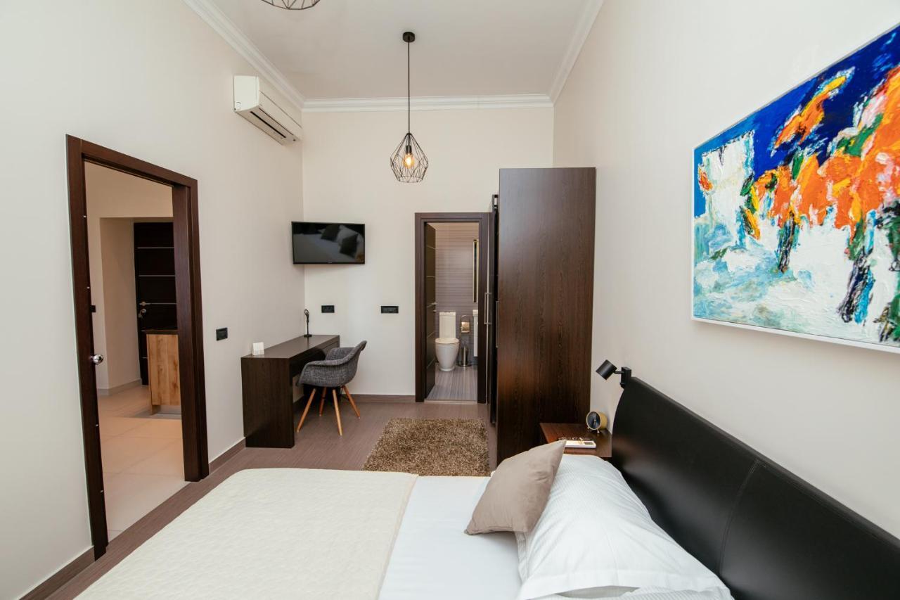 City Harbour Deluxe Suites Zadar Exterior photo