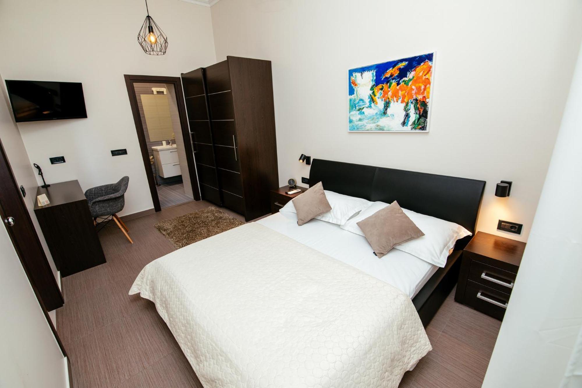 City Harbour Deluxe Suites Zadar Room photo