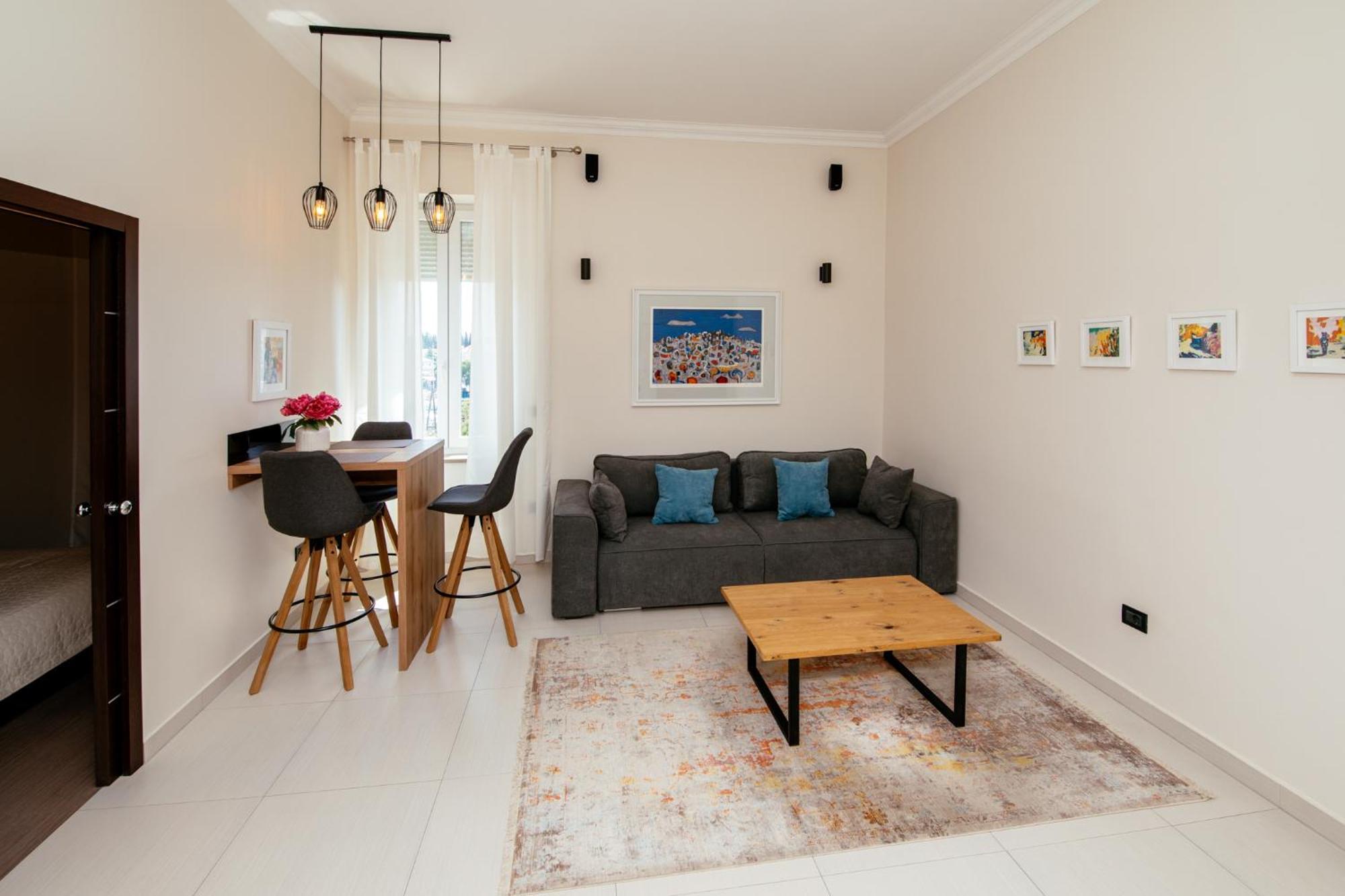 City Harbour Deluxe Suites Zadar Room photo