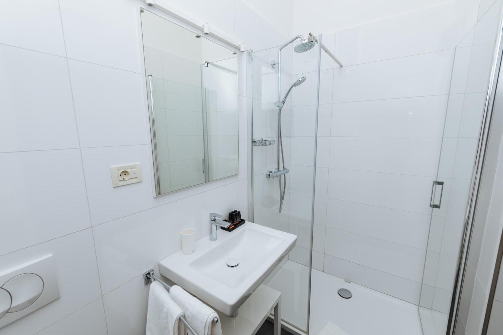 City Harbour Deluxe Suites Zadar Exterior photo